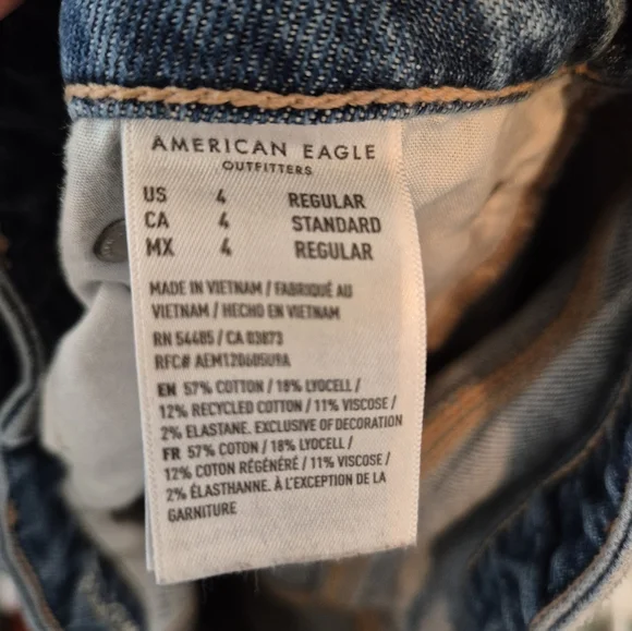 American Eagle Wide Leg Baggy Distressed Jeans Size 4 - Picture 6 of 7